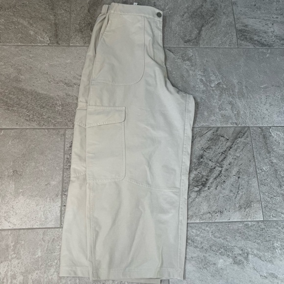 lululemon athletica Women's Wide Leg Pants - Picture 2 of 4